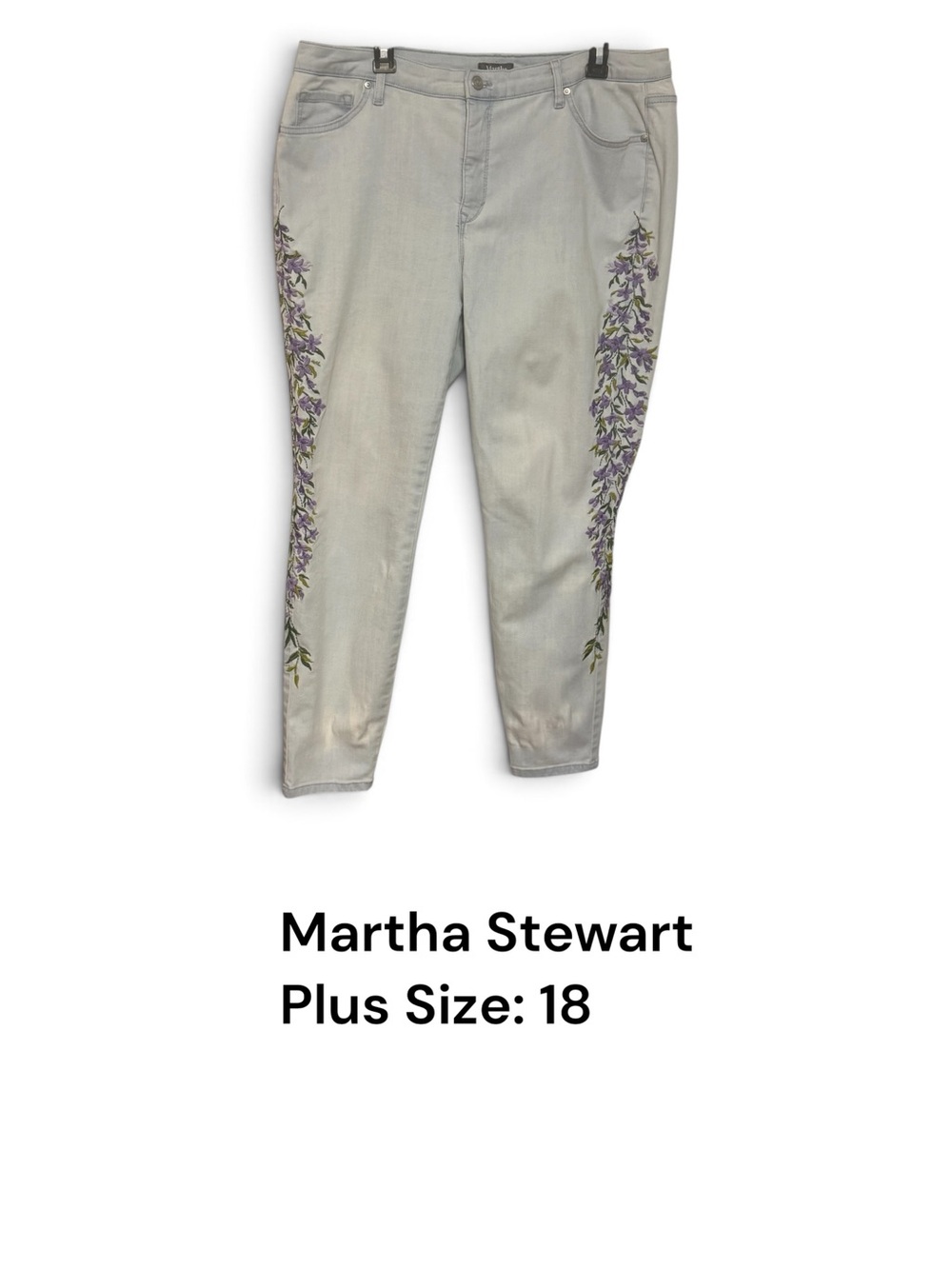 Martha Stewart Lt Blue  Jeans w/Purple Floral Side Embroidery PLUS: 18W  #14